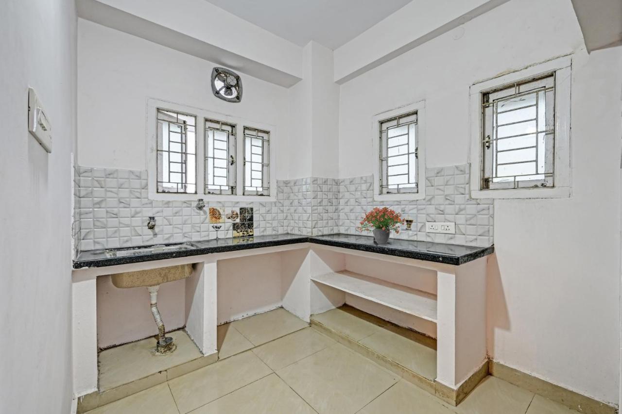 Hotel O Coastal Inn Luxury Service Apartments Kākināda Extérieur photo