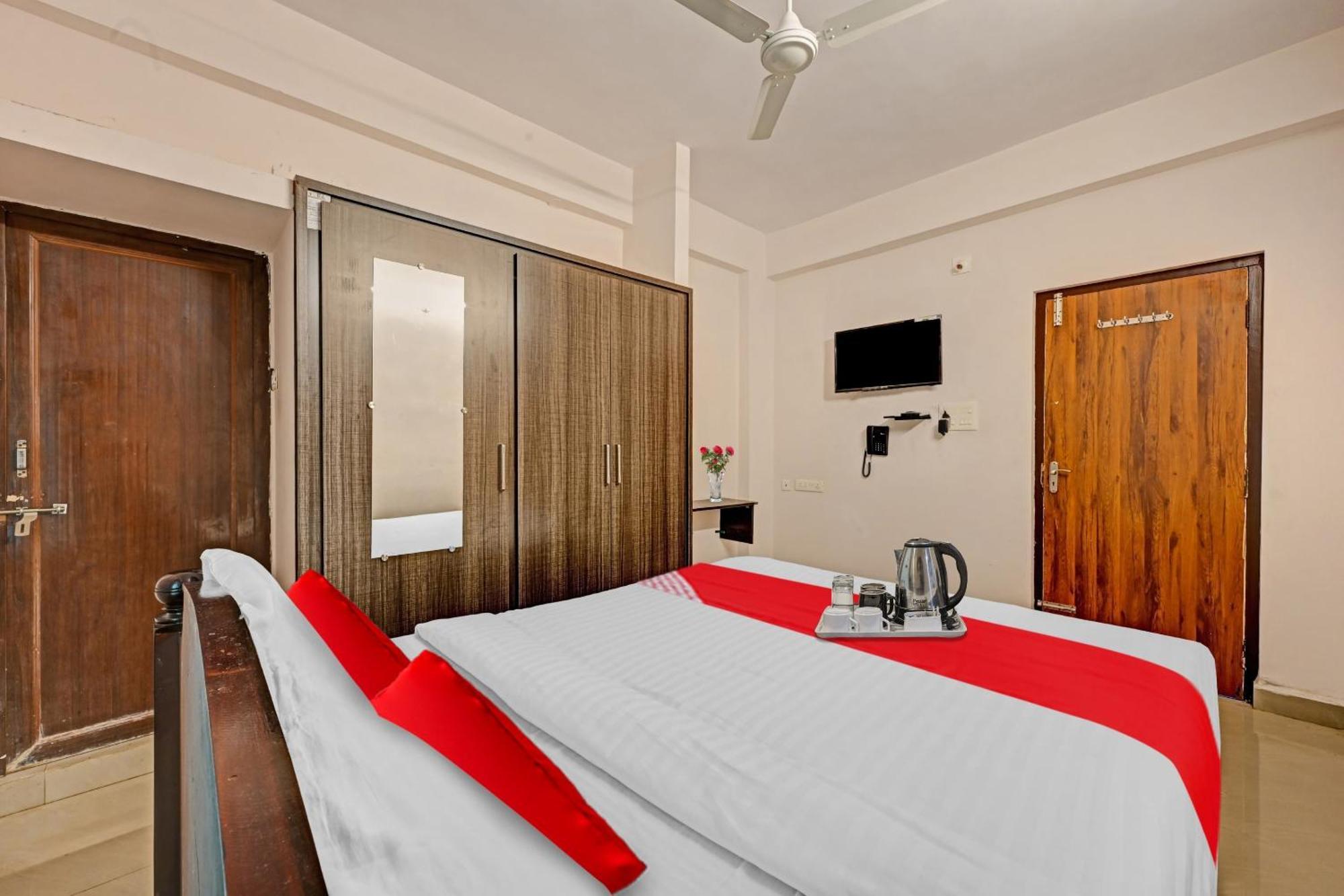 Hotel O Coastal Inn Luxury Service Apartments Kākināda Extérieur photo