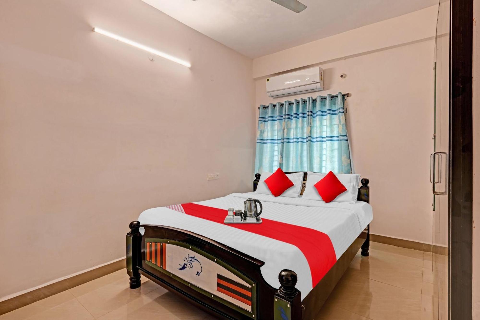 Hotel O Coastal Inn Luxury Service Apartments Kākināda Extérieur photo