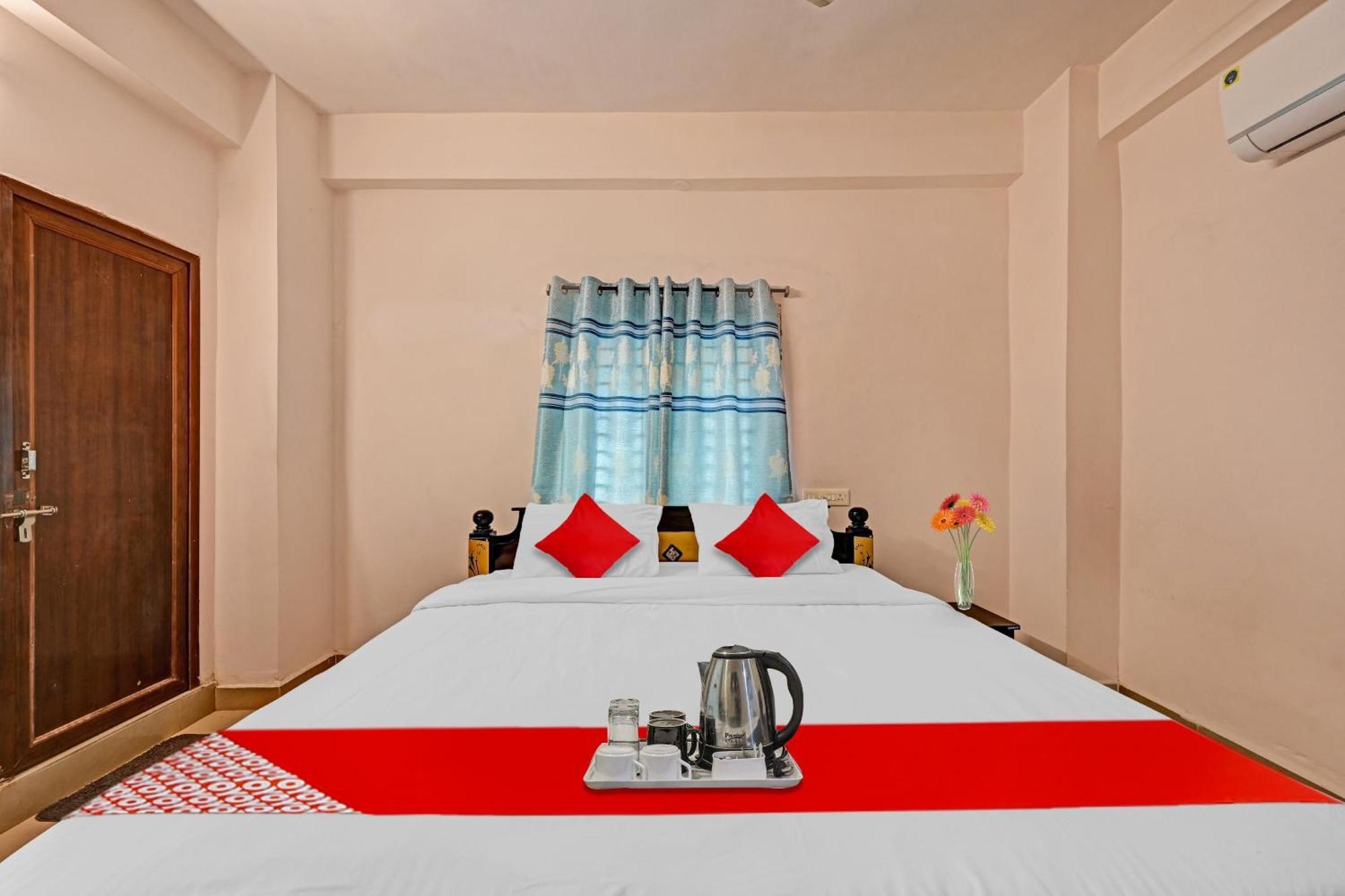Hotel O Coastal Inn Luxury Service Apartments Kākināda Extérieur photo