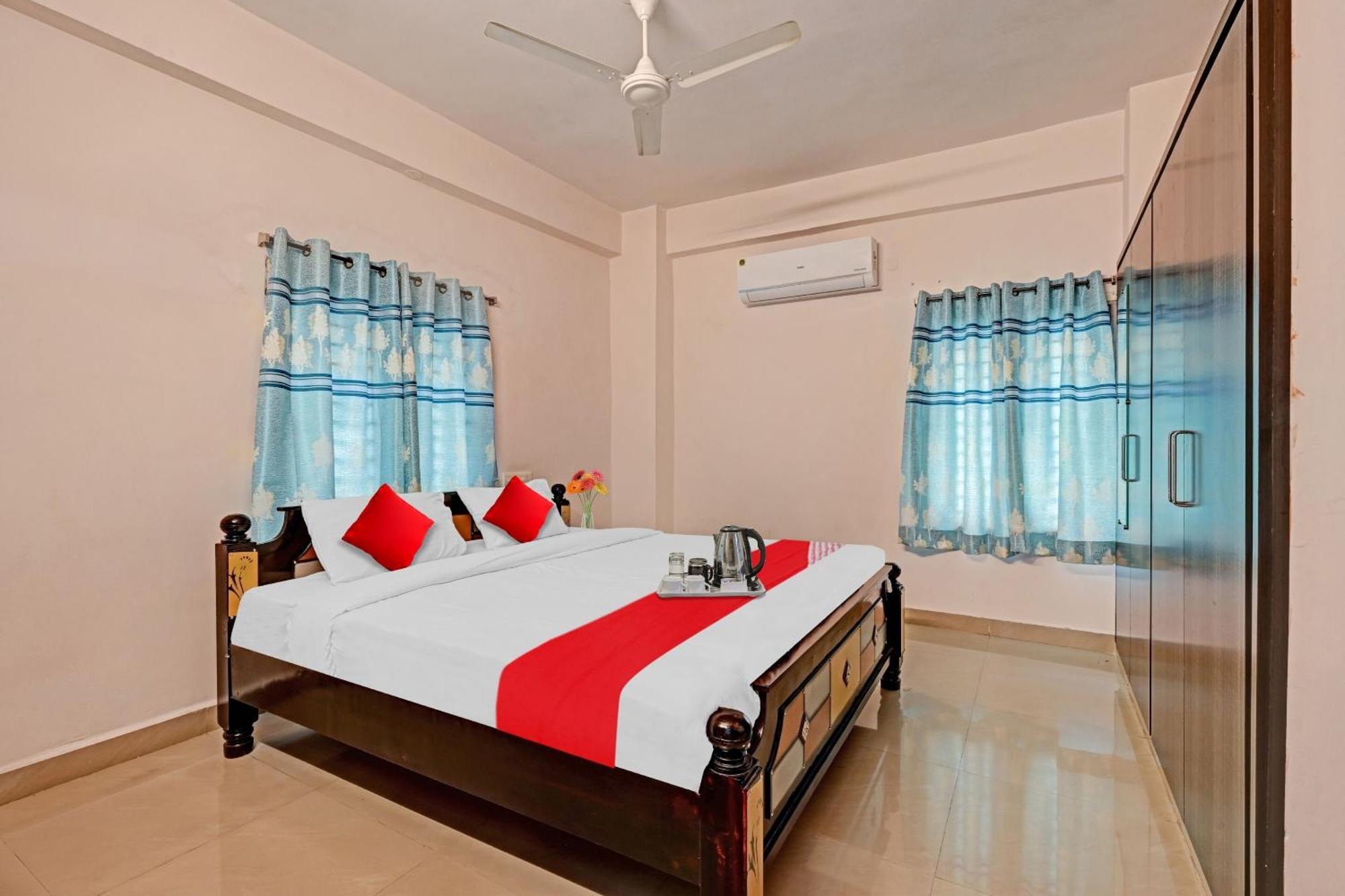 Hotel O Coastal Inn Luxury Service Apartments Kākināda Extérieur photo