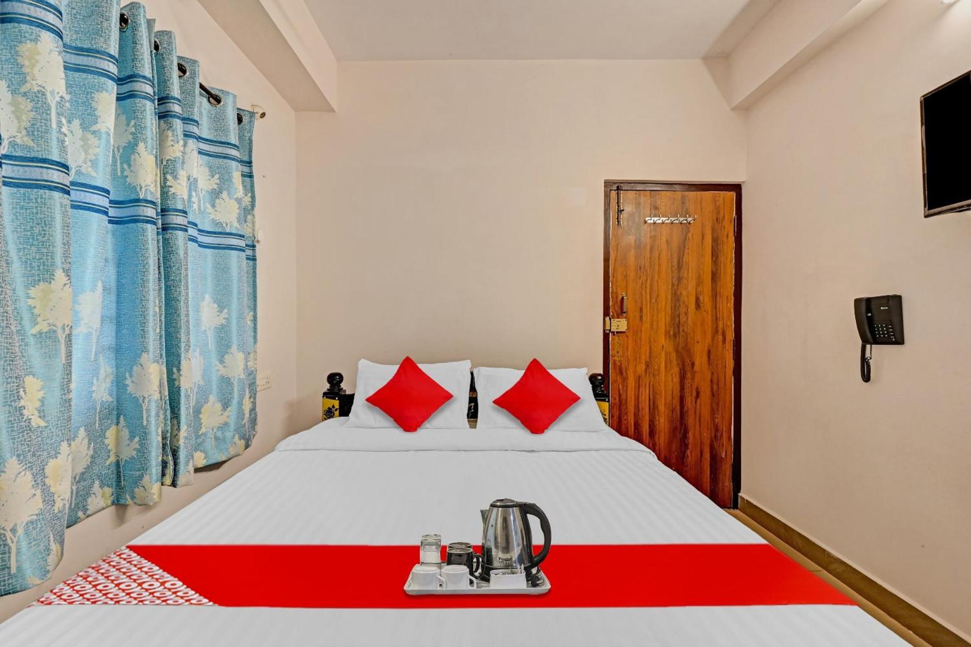 Hotel O Coastal Inn Luxury Service Apartments Kākināda Extérieur photo